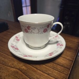 Vintage Porcelain Floral Hot Pink Fuchsia Teacup & Saucer Gold Trim